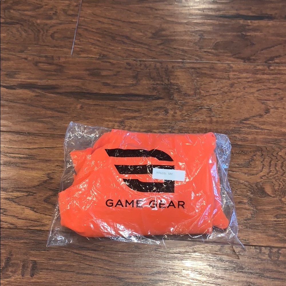 Game Gear cold gear for softball NWT